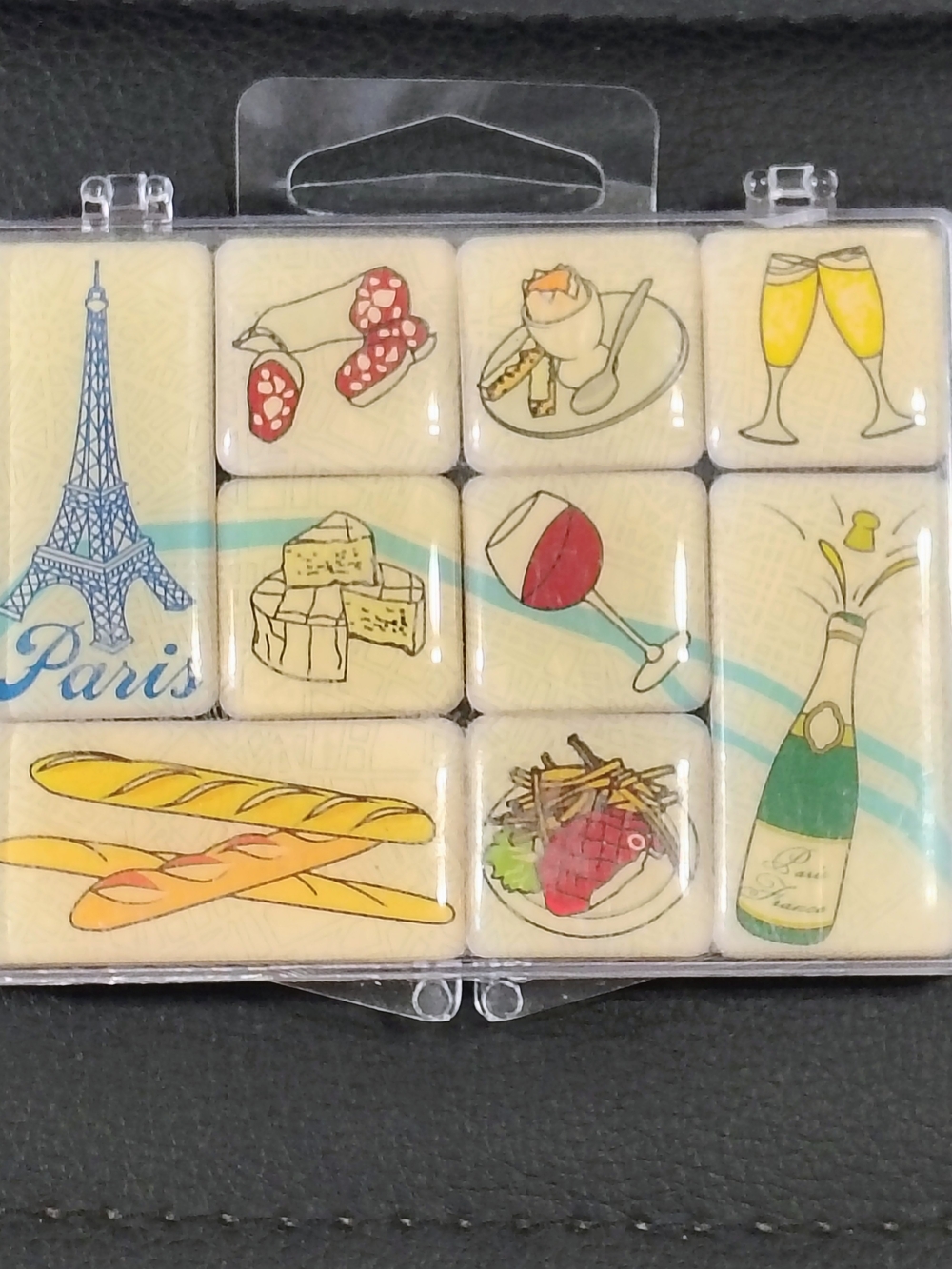 Éditions à la Carte Box Of Magnets From Paris France Complete Magnet Set + Bonus